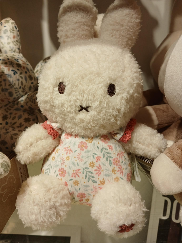 Nijntje Lucky Blossom Knuffel 20cm