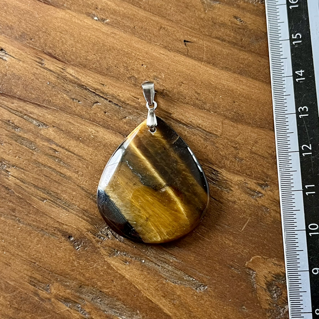 Pendentif en Œil de Tigre et bélière argent 