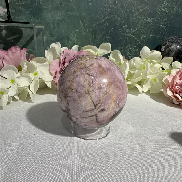 Plum tourmaline 
