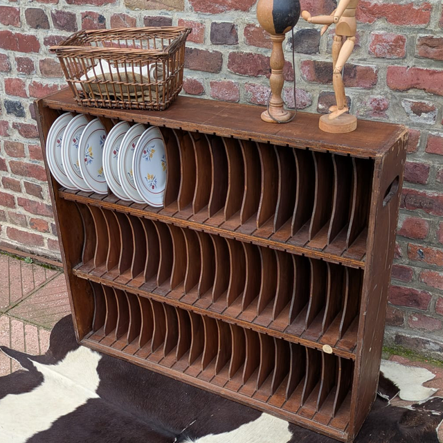 1. Casier ancien réception d’hôtel