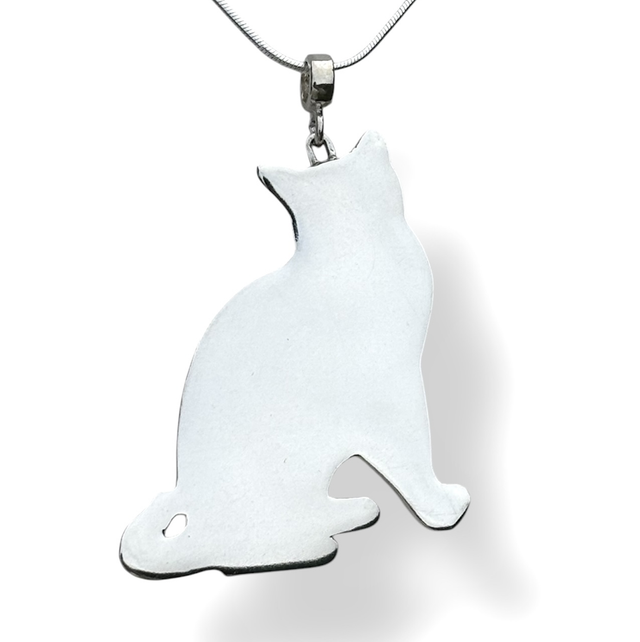 TEAM CHAT Pendentif  en argent écologique Chat Assis  et chaine en argent 
