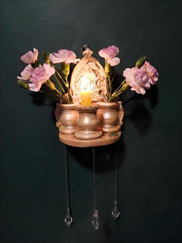 Seinä-alttari Tulihevonen kulta-hopea/Wallshrine Fire Horse gold-silver