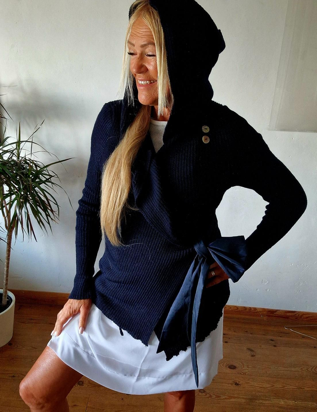 Jacket with silk bow