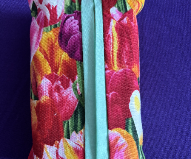 Pocket Tissue cover/holder Tulip including tissues