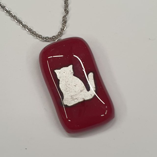 Deep red and silver cat pendant NEW 
