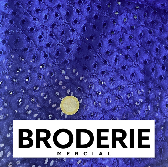 Broderie - bleu roi