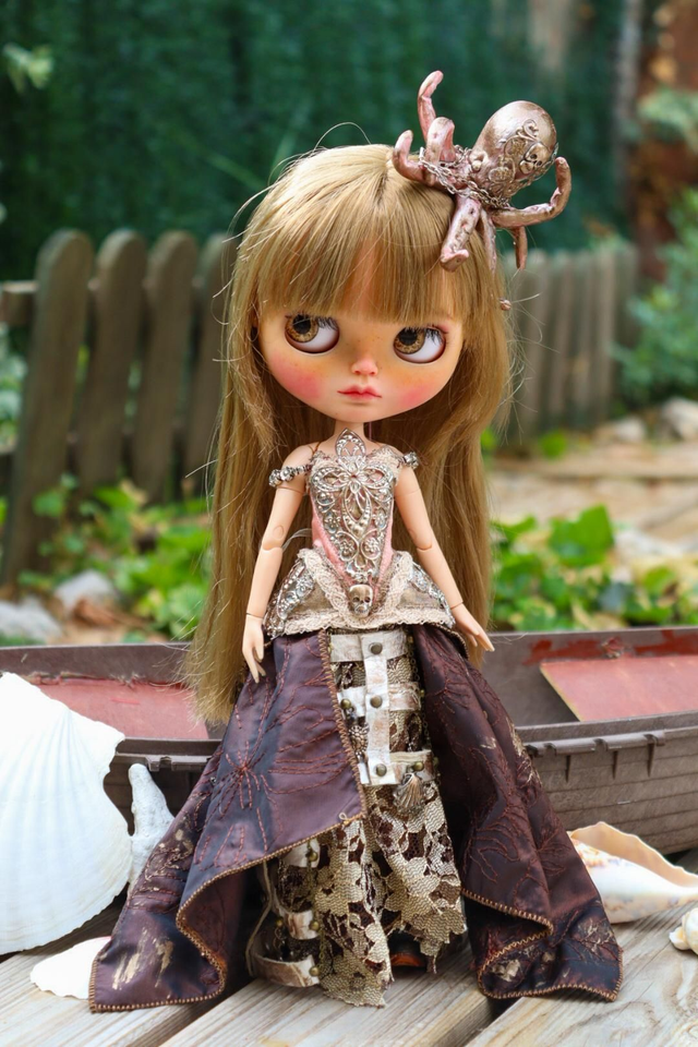 Ocean Queen outfit for Blythe and Pullip dolls
