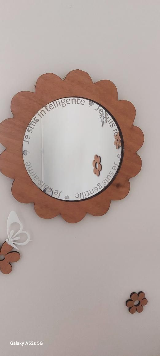 Miroir fleur ou soleil, confiance en soi