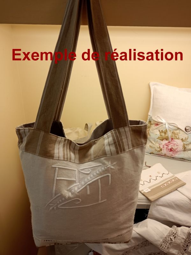 Monogramme EG sur drap ancien