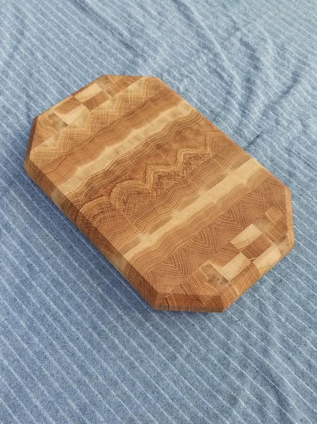 Z archiwum- Dębowa deska do krojenia typu „End Grain”  34,5×22 cm