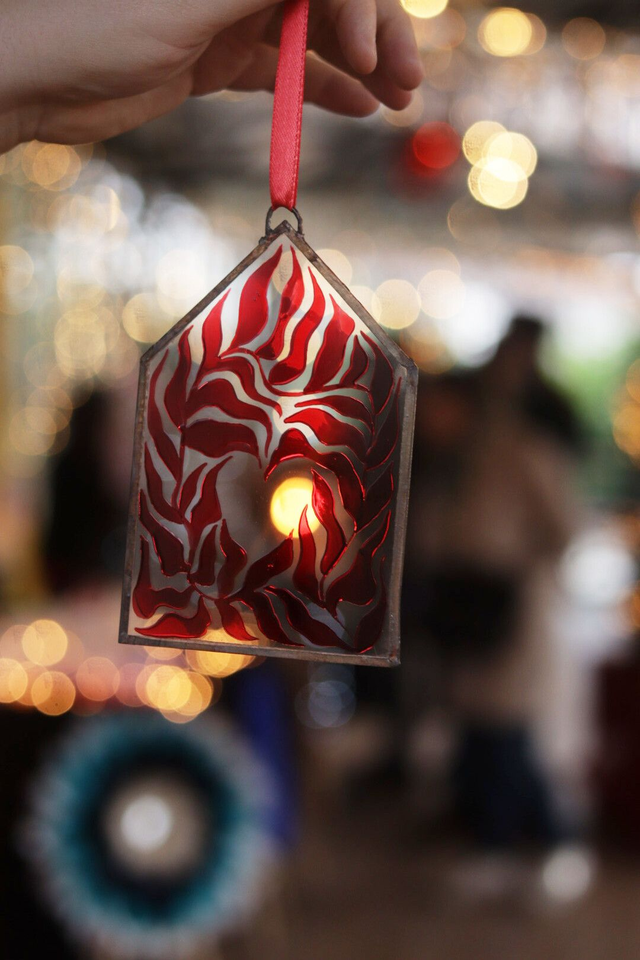 Petite maison vitrail Rouge