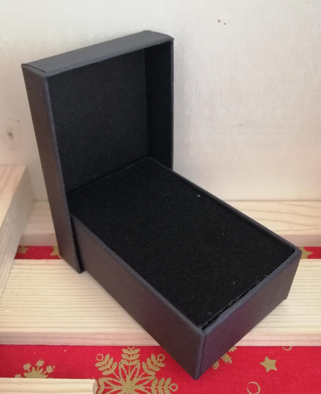 Boîte cadeau bijoux rectangulaire 