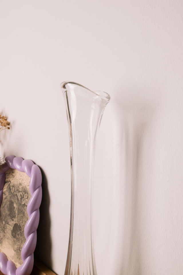 Long vase en verre ✨