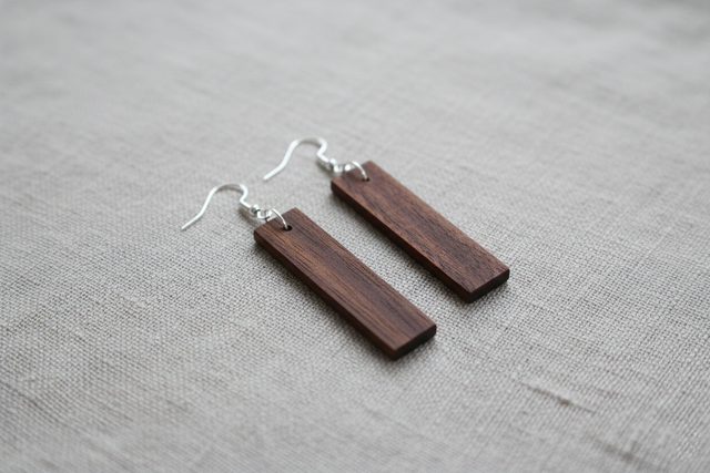 BOUCLE D'OREILLE N°2 : Les Bâtons #1