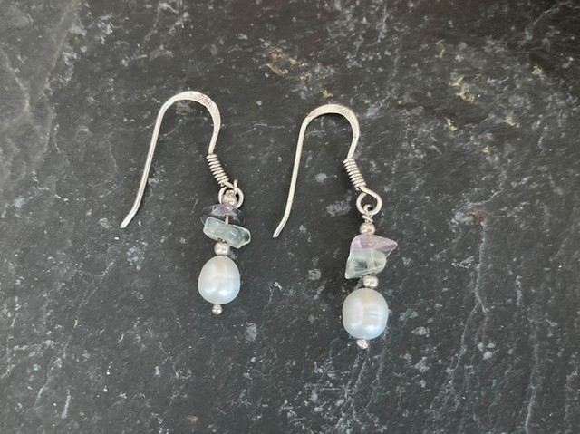 Amethyst & Quartz Natural Chips and Pearl Dangle Hook Earrings in Sterling Silver