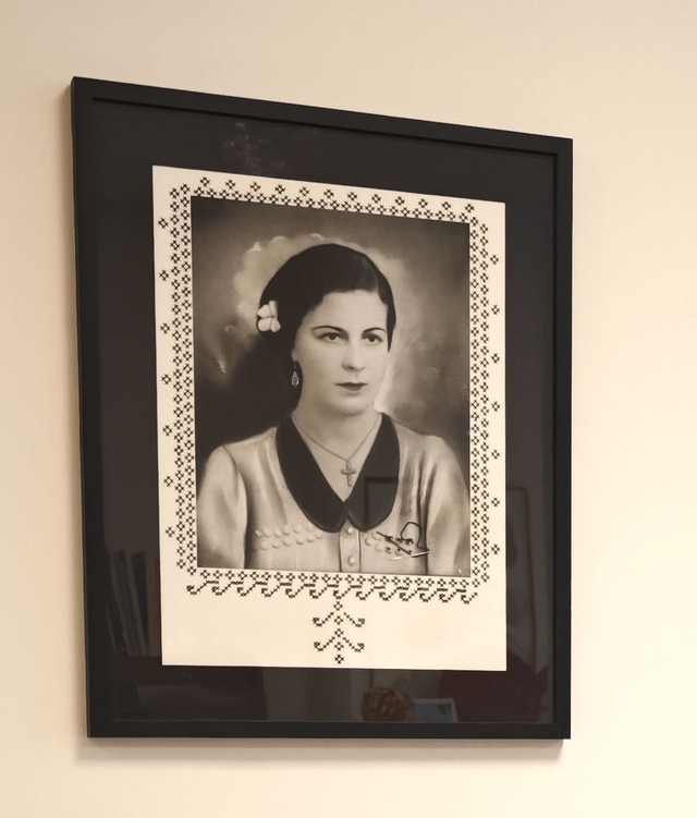 Titre de l'oeuvre - Portraits (Envers / Endroit)  |  Artiste - Brigitte Manoukian (Noir &amp; Blanc)