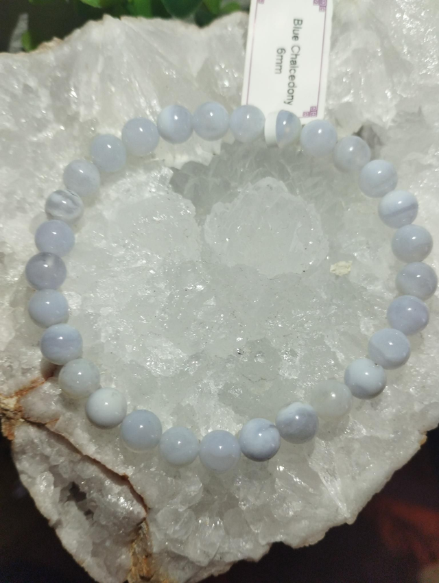 Bracelet Calcédoine Bleue 6mm