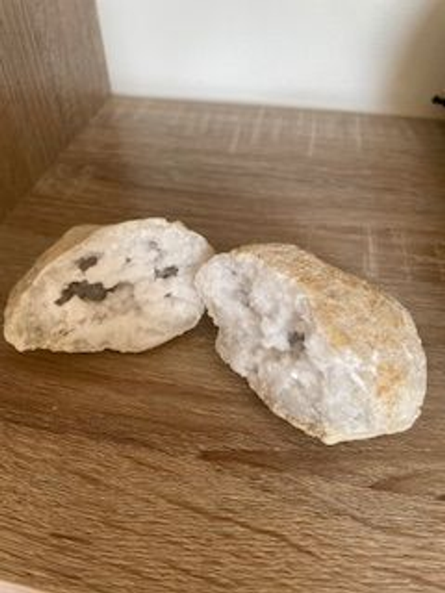 Géode de calcite 288 gr (1)