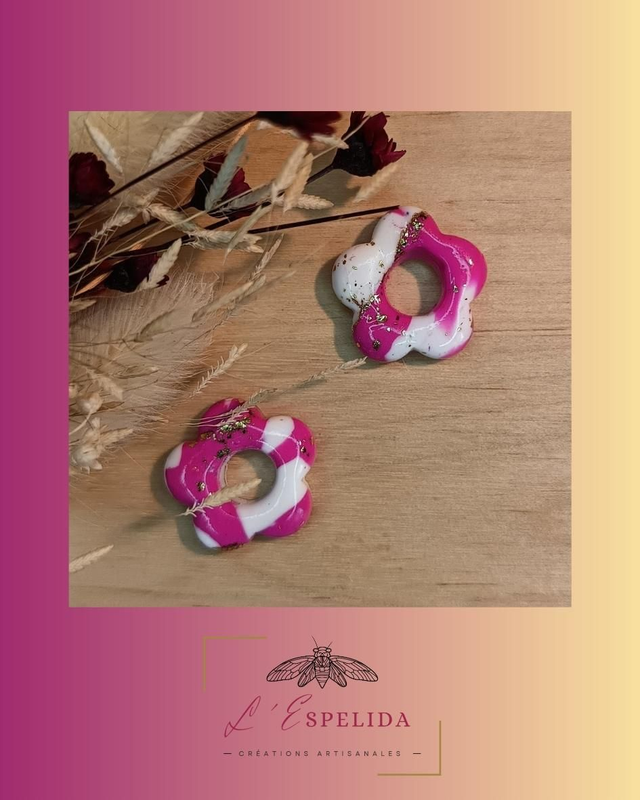 Plurielles fleurs roses, blanches et feuilles or rose