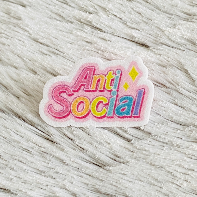 Pins Anti Social