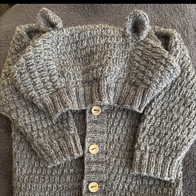 Grey bear hooded cardigan 1-2years 