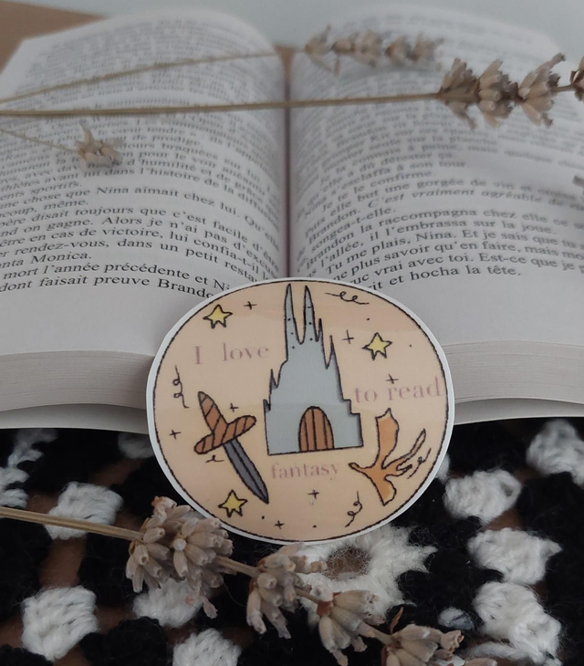 Autocollant " I love to read fantasy"