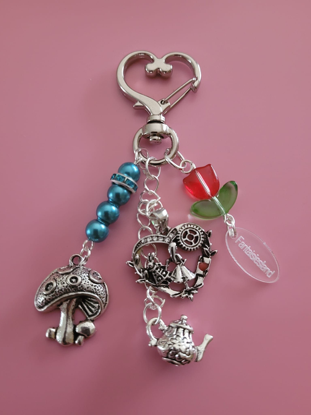 Bijou de sac argenté - Alice A la découverte du Wonderland