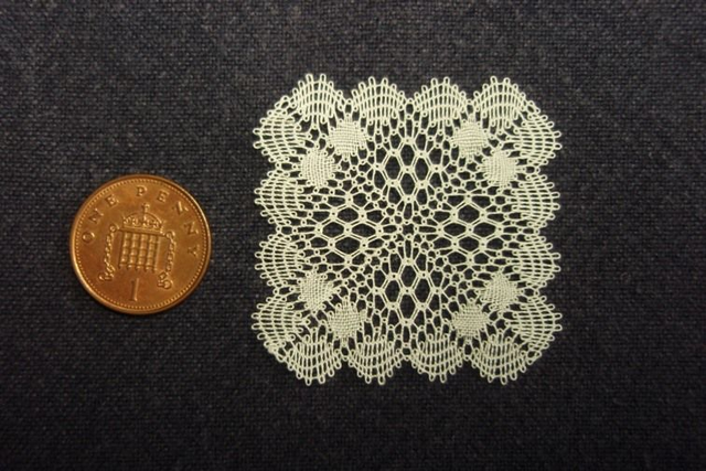 Handmade Lace Mat (Design T6)
