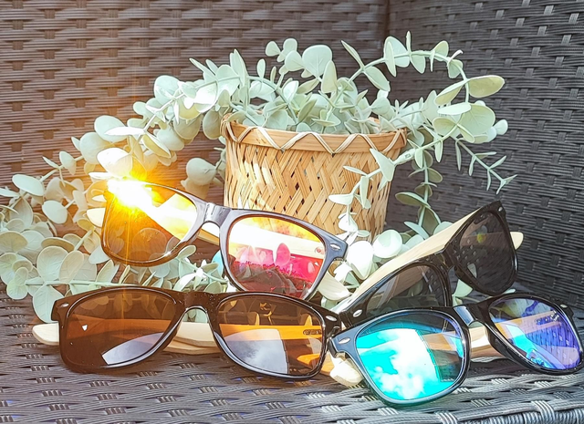 Lunettes de soleil éco-chic en bois personnalisables – Protection UV 🌿🕶