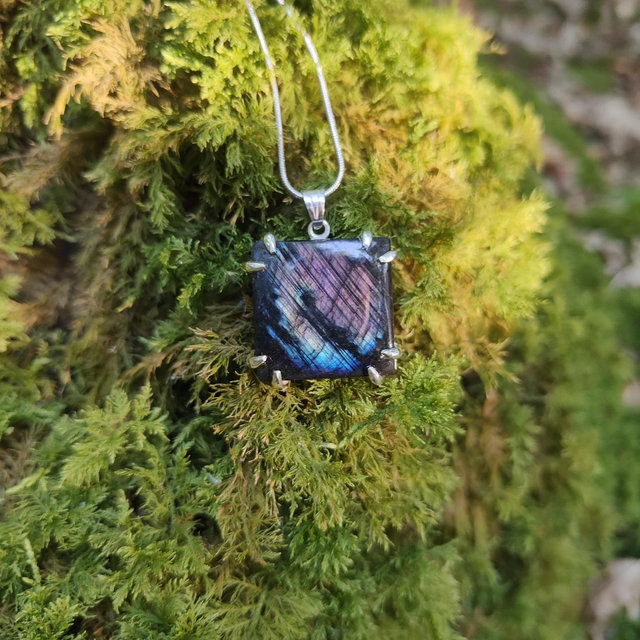 Pendentif Griffes en Argent et Spectrolite