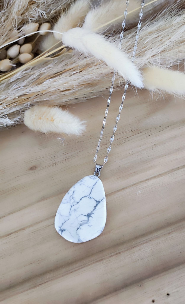 Pendentif "Isis" Howlite