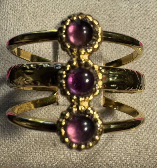 Bague 3 rangs réglable , cabochons en Améthyste