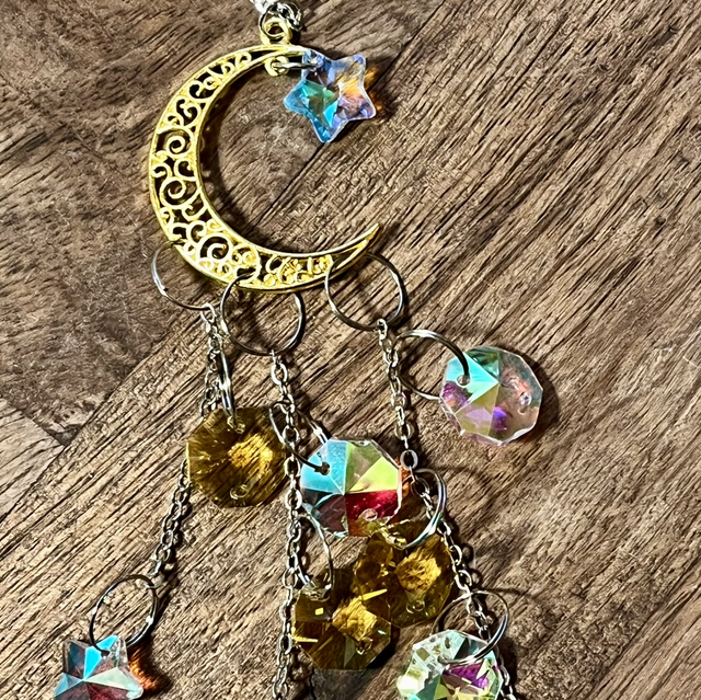 Aurinkosieppari kristallikuu