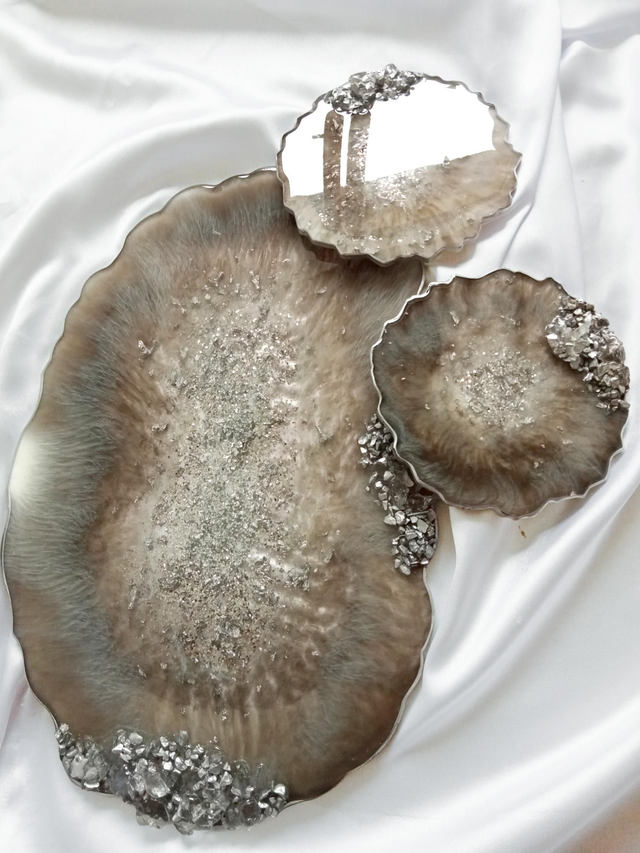 Shades of grey - Tray &amp; 2 coasters set