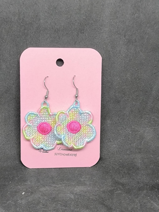 Boucle d'oreille fleur multicolore 