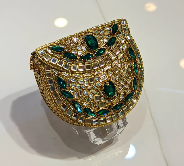 Emerald Kundan Clutch Mini
