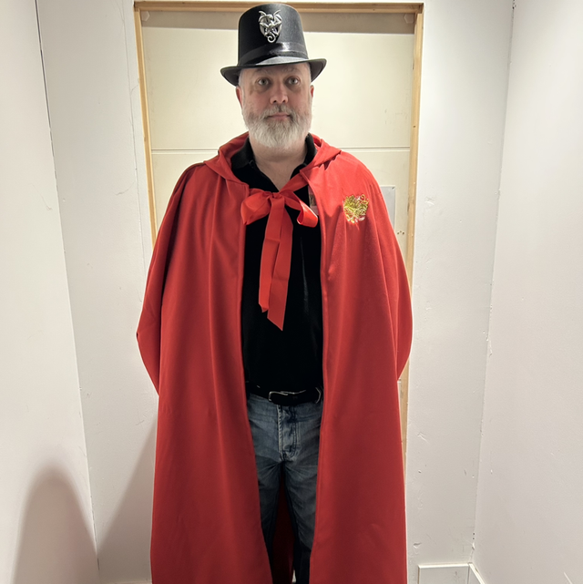 Cloak West Country Red Cloth