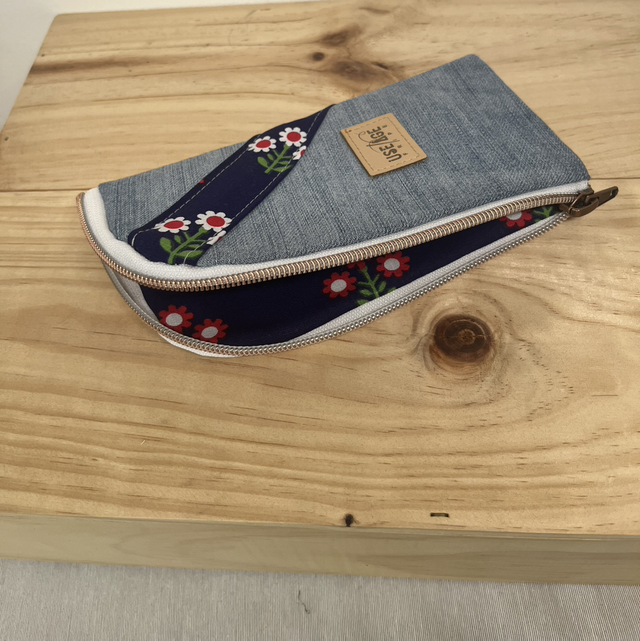 Étui à lunettes - pièce unique 