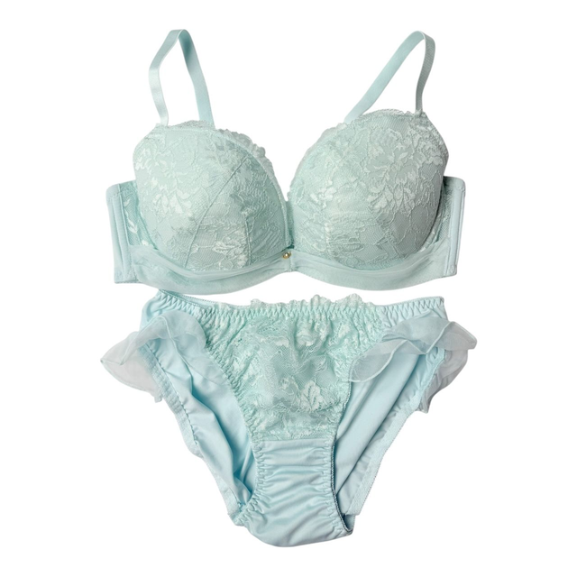 Light blue floral lace japanese bra and underwear set UK 34D 