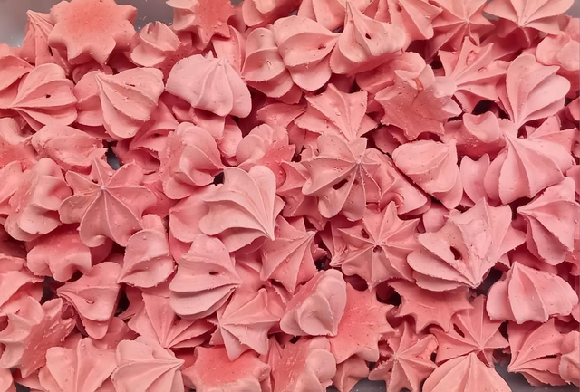 Meringues à la fraise