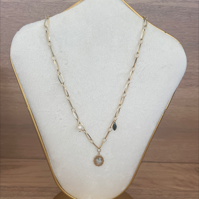Collier