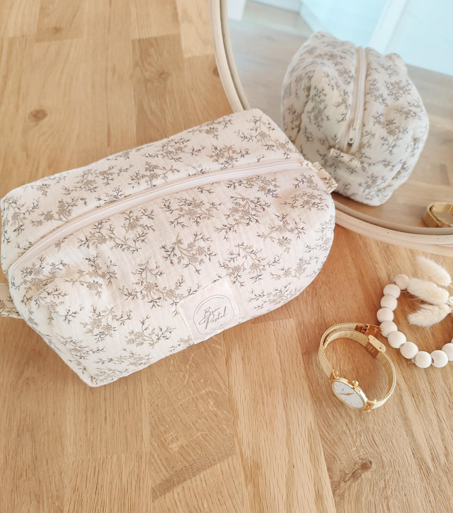 Trousse de toilette sans broderie