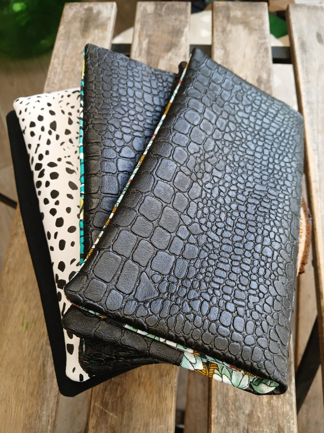 Protège carnet de chèques en simili cuir