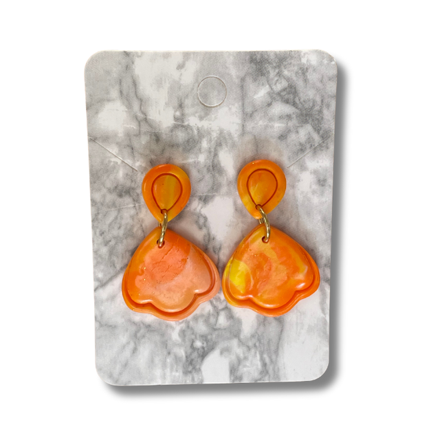 Orange marbled scallop shell earrings