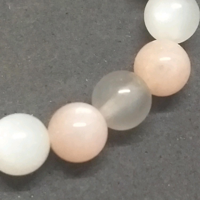 Perle de pierre de lune 