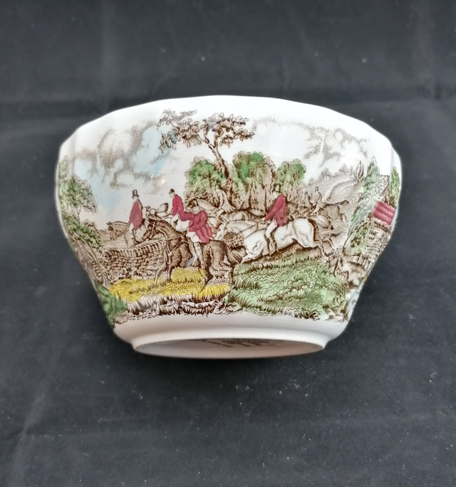 Myott | Kom Rond open schaaltje (diameter 12,5 cm | hoogte 7 cm) geschulpt meerkleurig met 'Coaching Life' decor | Vintage