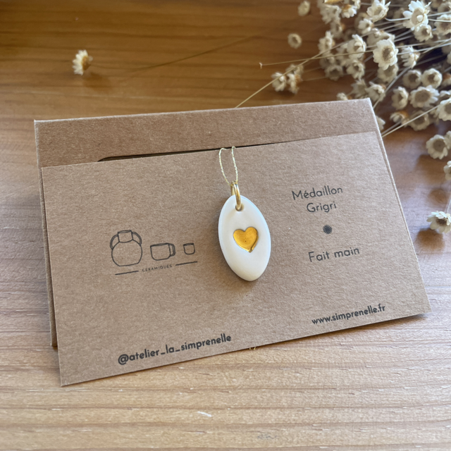 Médaillon en porcelaine 💛 Cœur #2