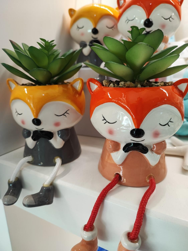 Volpino con piantina in due colori assortiti 