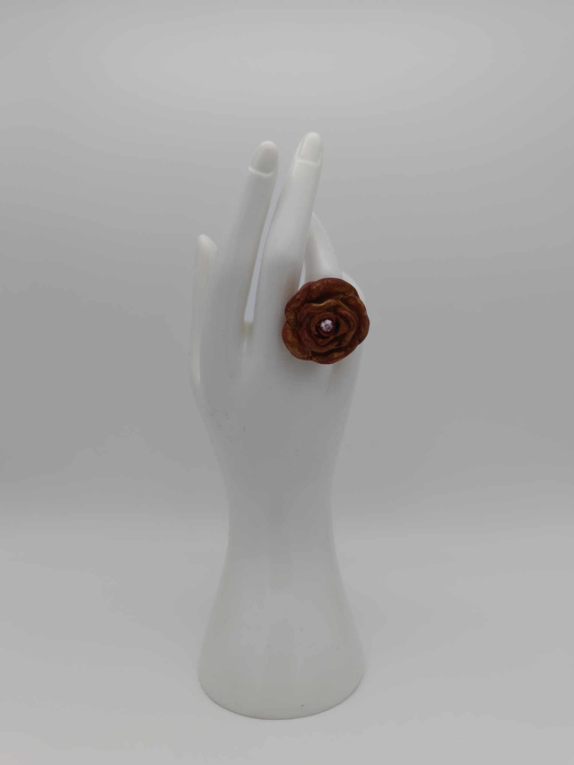 Bague en porcelaine froide Grande rose avec strass