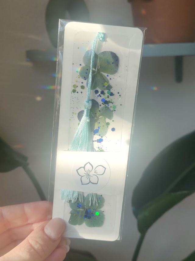 Marque page Hortensia bleu turquoise